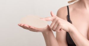 VA La cirugía de pecho No duele D