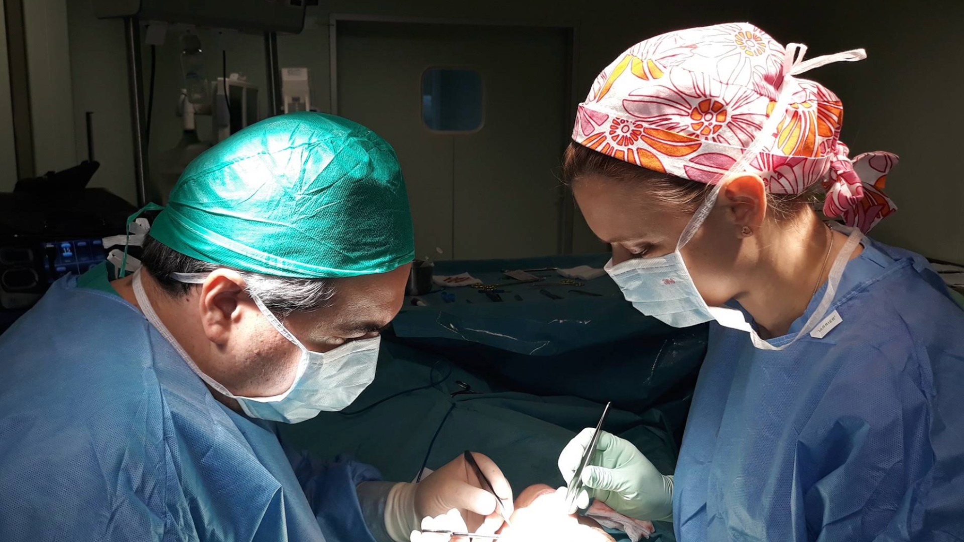 los mejores cirujanos plásticos en Alicante